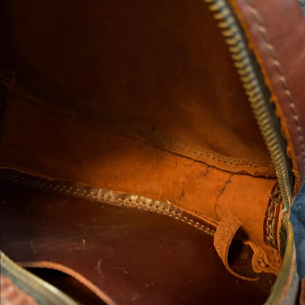 Portland Leather Round Brown Leather Belt/Crossbody Bag - Picture 3 of 3